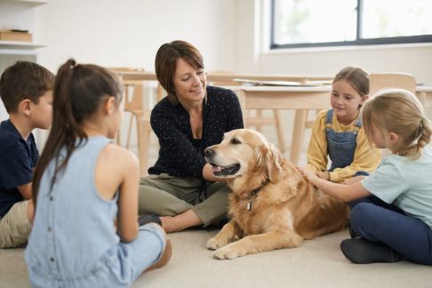 Interview d’un enseignant en zoothérapie : le rôle des animaux à l’école